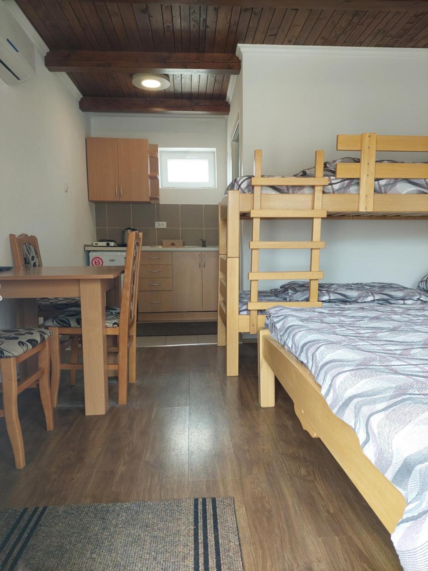 Apartment M&M Pacir Екстер'єр фото